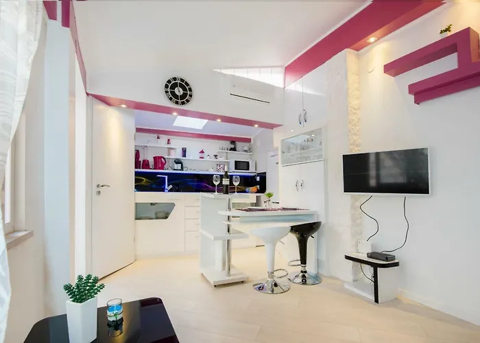 Cute Little In The Old Town Lägenhet